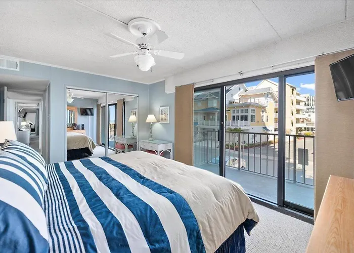 Сasa de vacaciones Beautiful 2 Bedroom Just Steps From The Beach! *