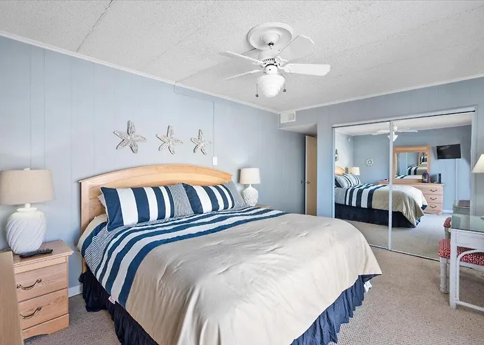 Сasa de vacaciones Beautiful 2 Bedroom Just Steps From The Beach! *